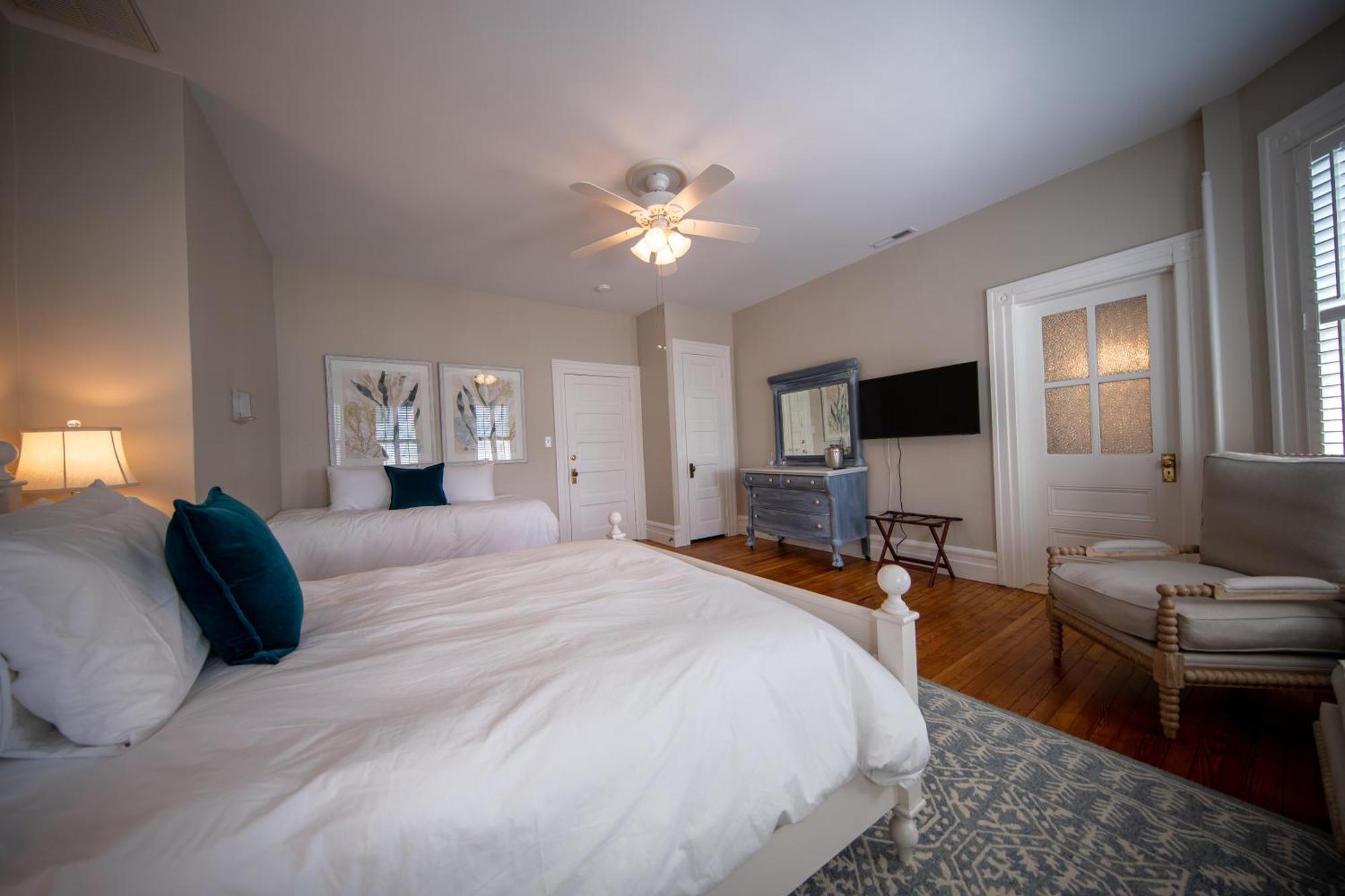 The Edenton Collection-Captain'S Quarters Inn Номер фото