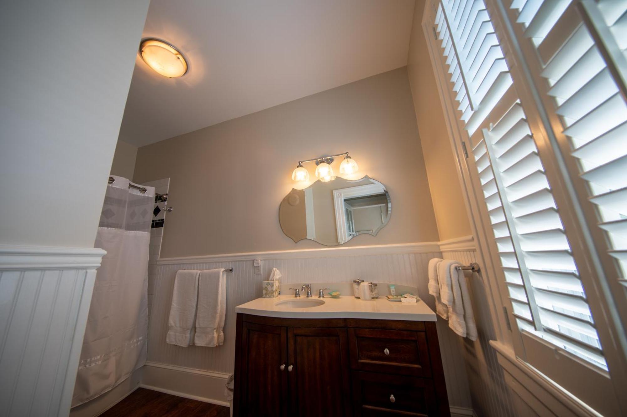 The Edenton Collection-Captain'S Quarters Inn Номер фото